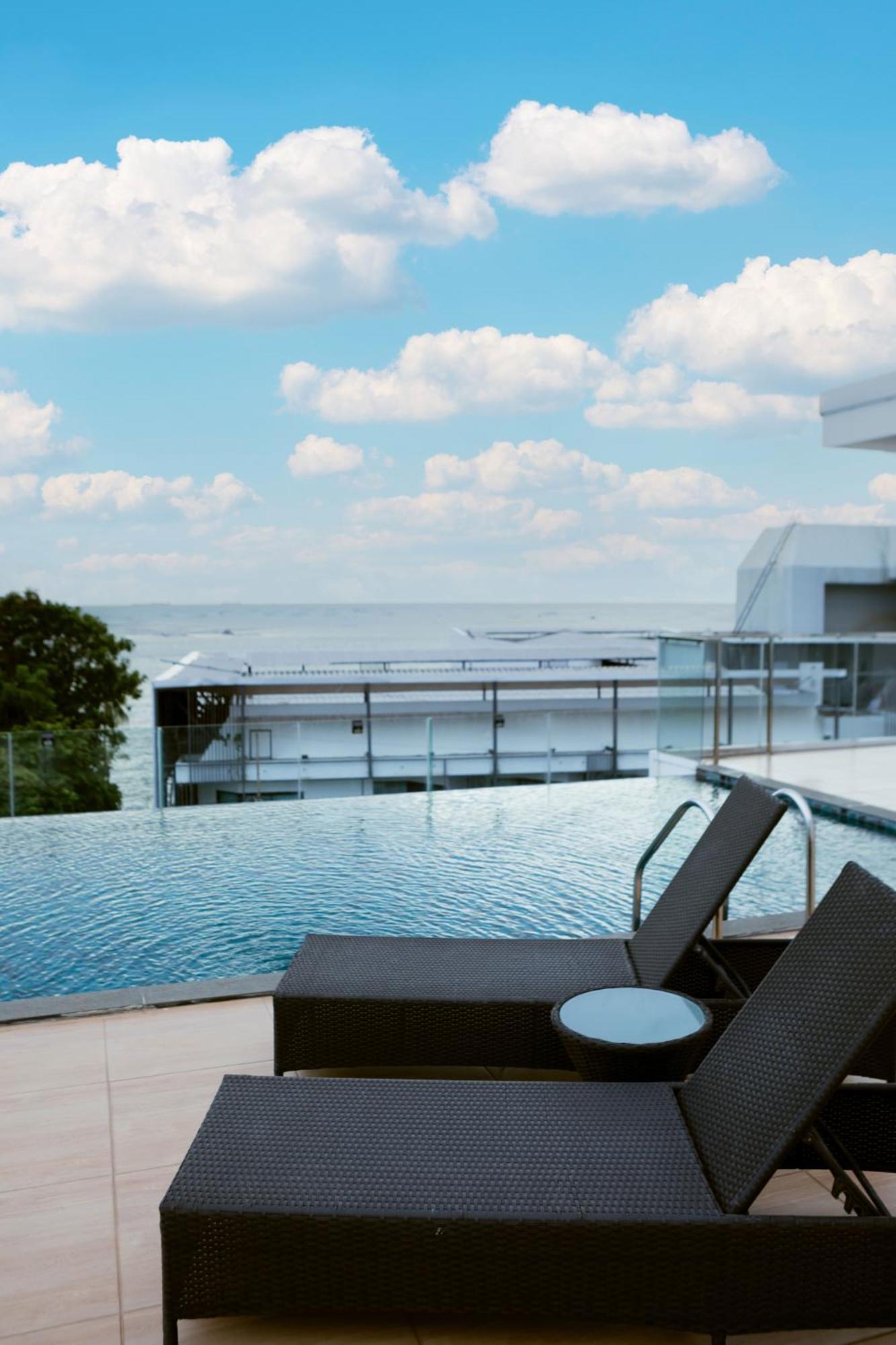 Karin Hotel & Service Apartment - Sha Extra Plus Si Racha Exterior foto